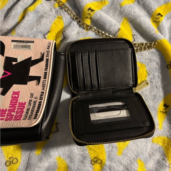 Loungefly - Picture 2 of 3